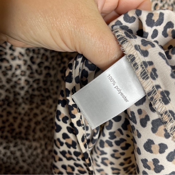 Maurices Leopard Print Button Down Blouse Womens Plus 2X - Picture 9 of 9